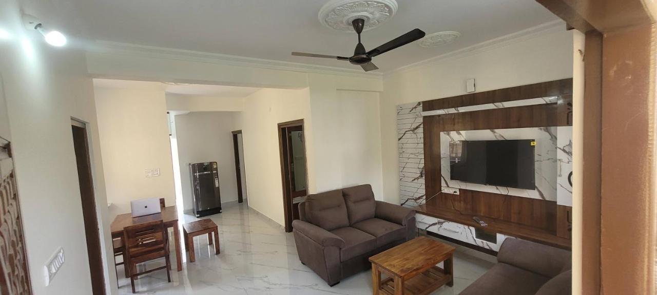Appartement Castle Hsr Sarjapur Road à Bangalore Extérieur photo